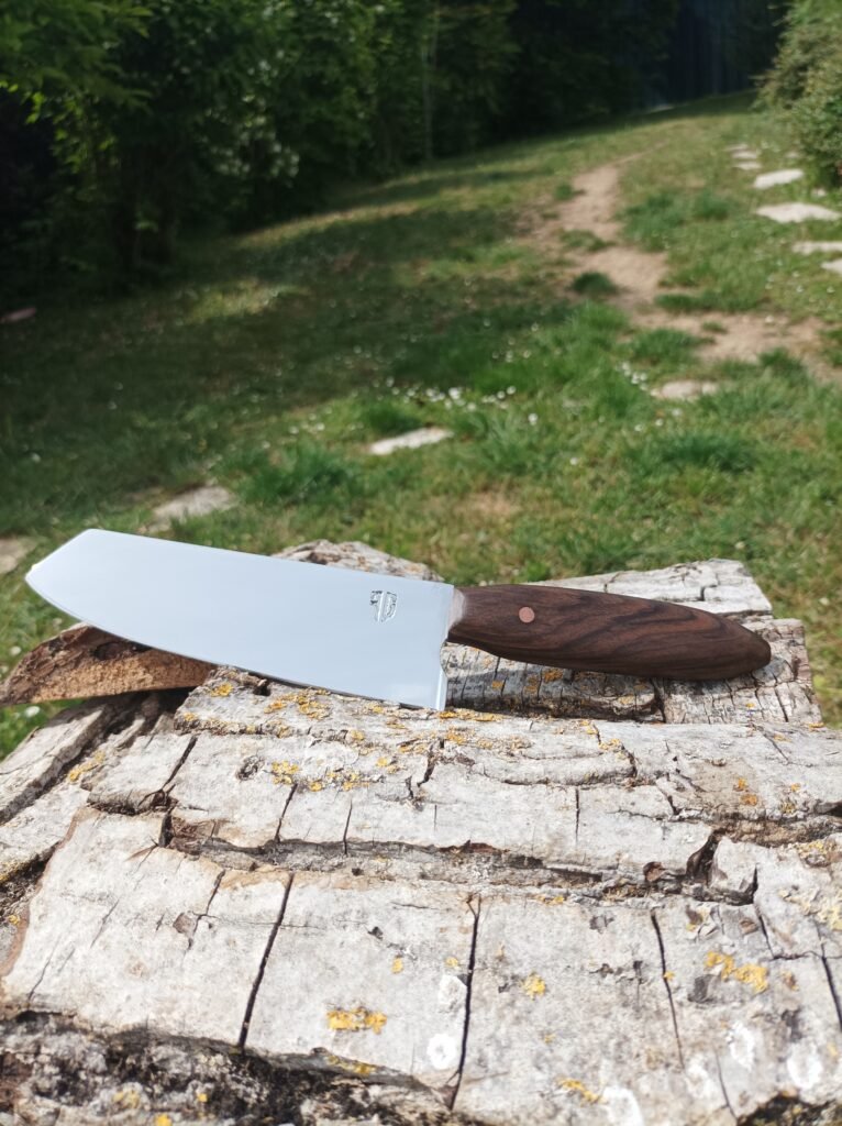 Couteau de chef artisanal Bunka bōchō en acier inoxydable Z40